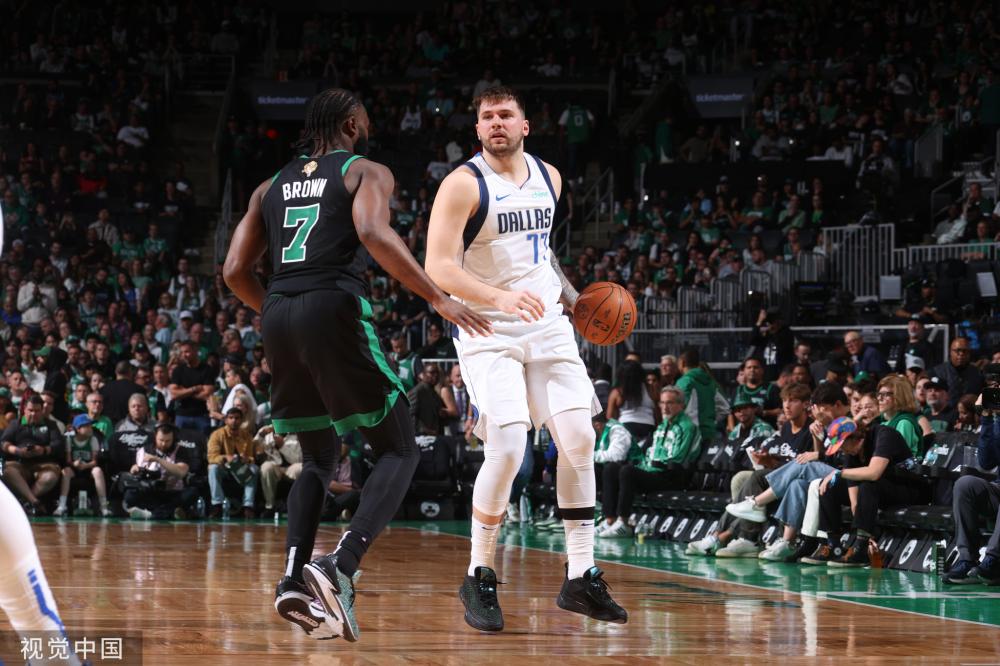 缺乏稳定的 缺乏稳定的