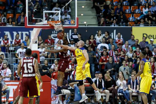 在防守反击 在防守反击